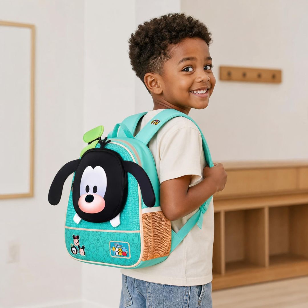 Mochila de Costas Pateta Tsum Tsum Infantil Disney Menino Escolar Volta as Aulas Viagem Passeio Clio - Imagem 3